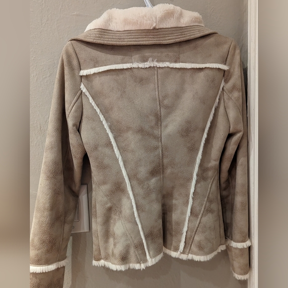 Guess Sherpa lined jacket - Picture 3 of 3